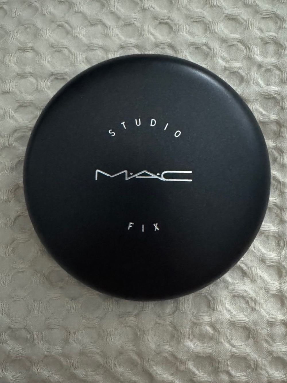 maccosmetics studio fix foundation (original formula) NC35